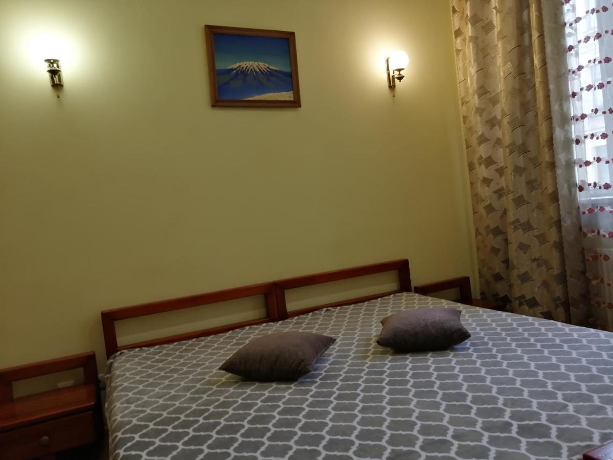 Apartament-Minihotel Elpida Lviv Exterior foto
