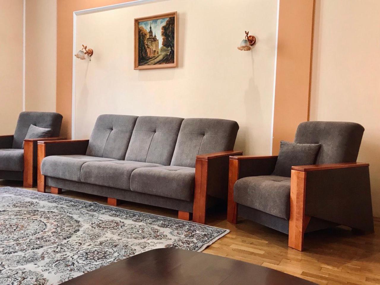 Apartament-Minihotel Elpida Lviv Exterior foto